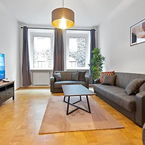  Apartment Flatista Homes - Old Town Germany